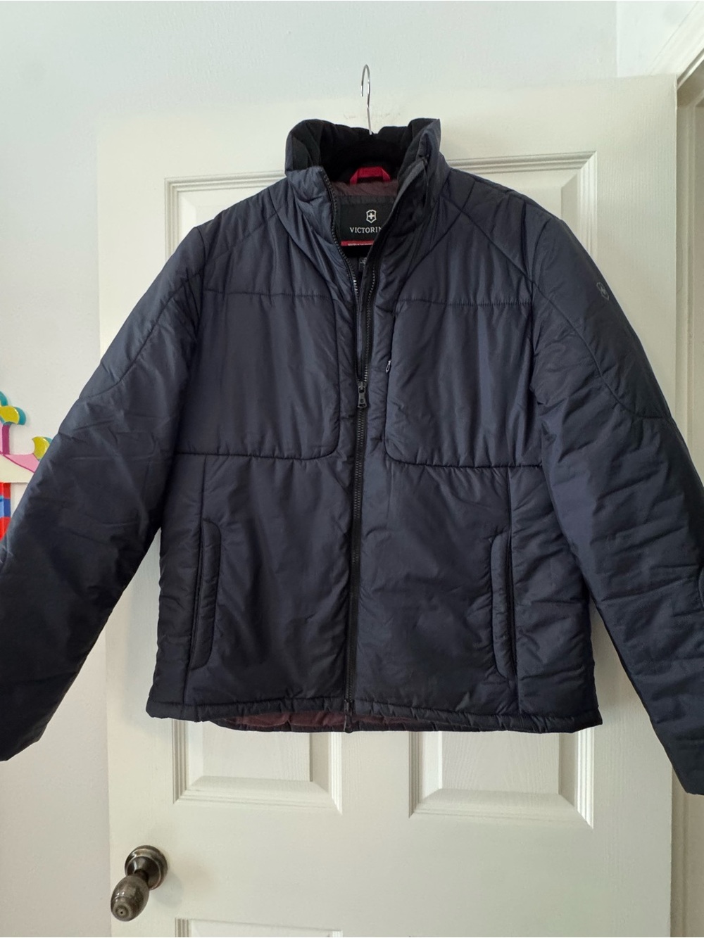 Victorinox Men's Elevation Insulated Jacket in Navy - Picture 3 of 7